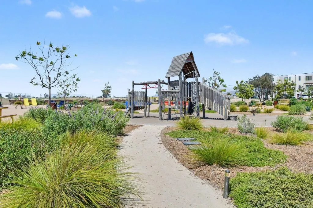 Photo #24: PTP2605906 Listing: Photo #24