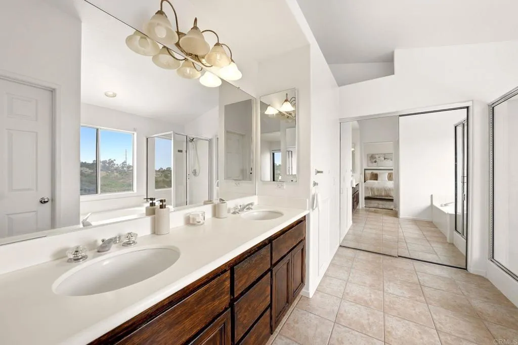 https://cdn.realtyfeed.com/cdn/127/306784983/513fda1519b250922cb67ae2c2b5f8fd.webp