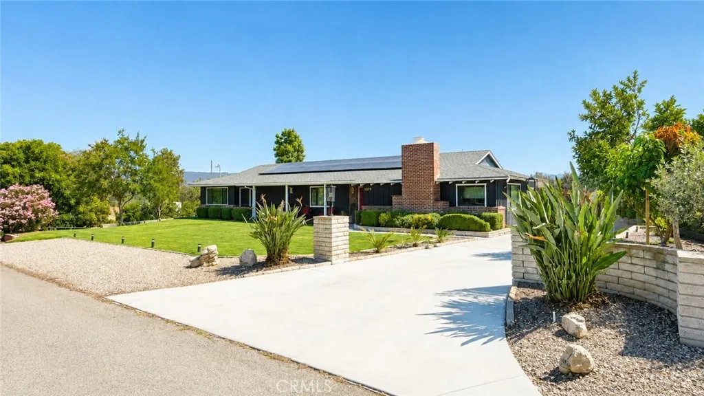 https://cdn.realtyfeed.com/cdn/127/306785004/e285be7a8443a171f263e978bf900e3c.webp
