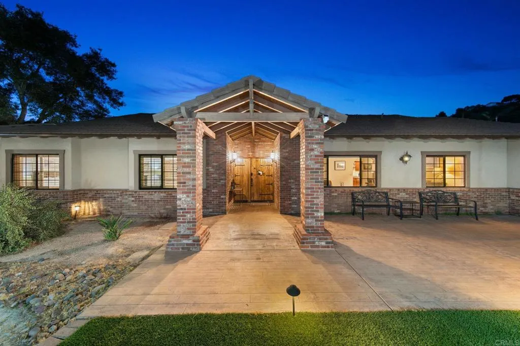 15404 El Capitan Real Ln, El Cajon, CA 92021 - Photo 5 of 56, El Cajon, CA