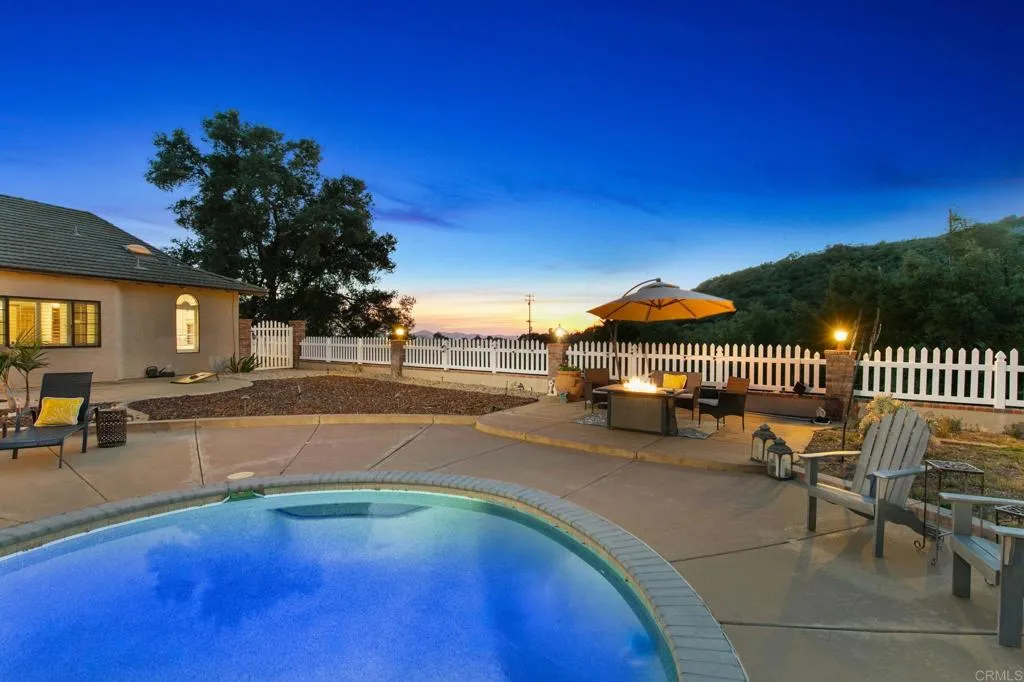 https://cdn.realtyfeed.com/cdn/127/306785030/2da3557f389c7159cab2d769206fa2e4.webp