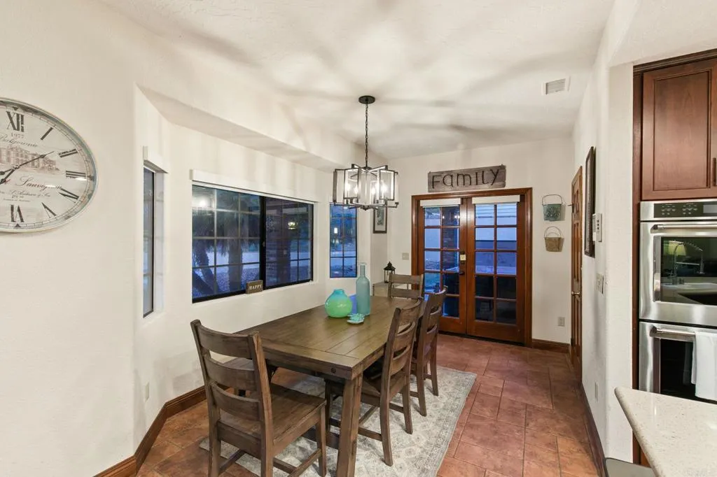 https://cdn.realtyfeed.com/cdn/127/306785030/cfd89102cd7823c36dd296e8ead41122.webp