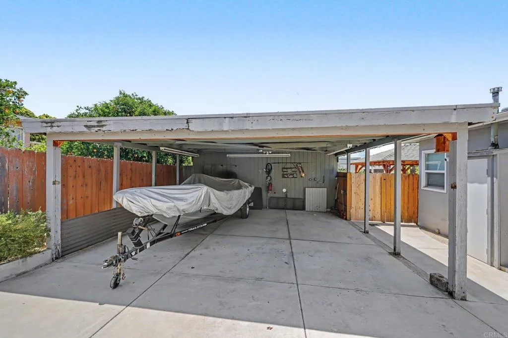https://cdn.realtyfeed.com/cdn/127/306785045/199f329d5a46211740774323e7a945e9.webp