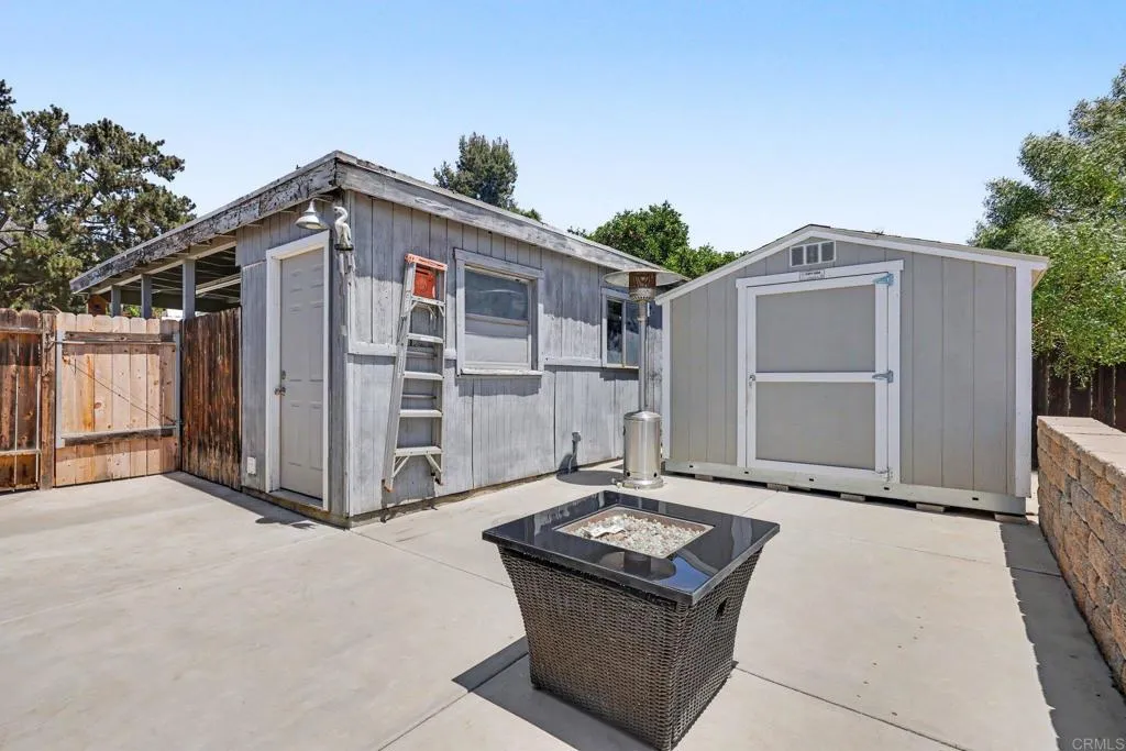 https://cdn.realtyfeed.com/cdn/127/306785045/52c9bc68b7e9561654a653dd30aed950.webp