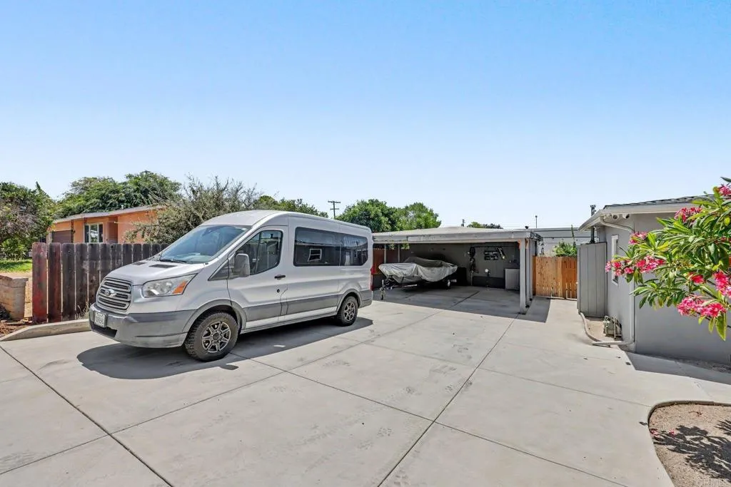 https://cdn.realtyfeed.com/cdn/127/306785045/5a1a8cc0d99d865f413552cf1d8e2ffb.webp