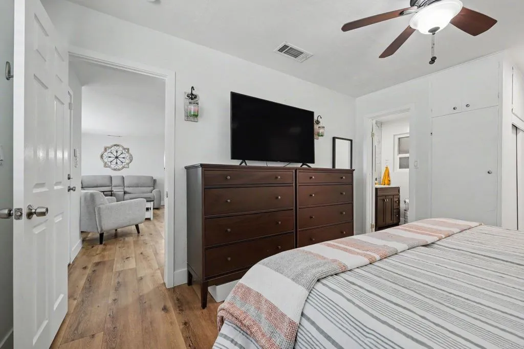 https://cdn.realtyfeed.com/cdn/127/306785045/d6d7b7a3235f69321cbe7a441d7888a9.webp