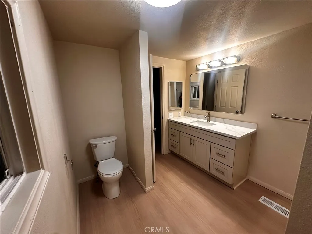 https://cdn.realtyfeed.com/cdn/127/306785064/a031b963deb4fabd770d939f8f04a7f7.webp