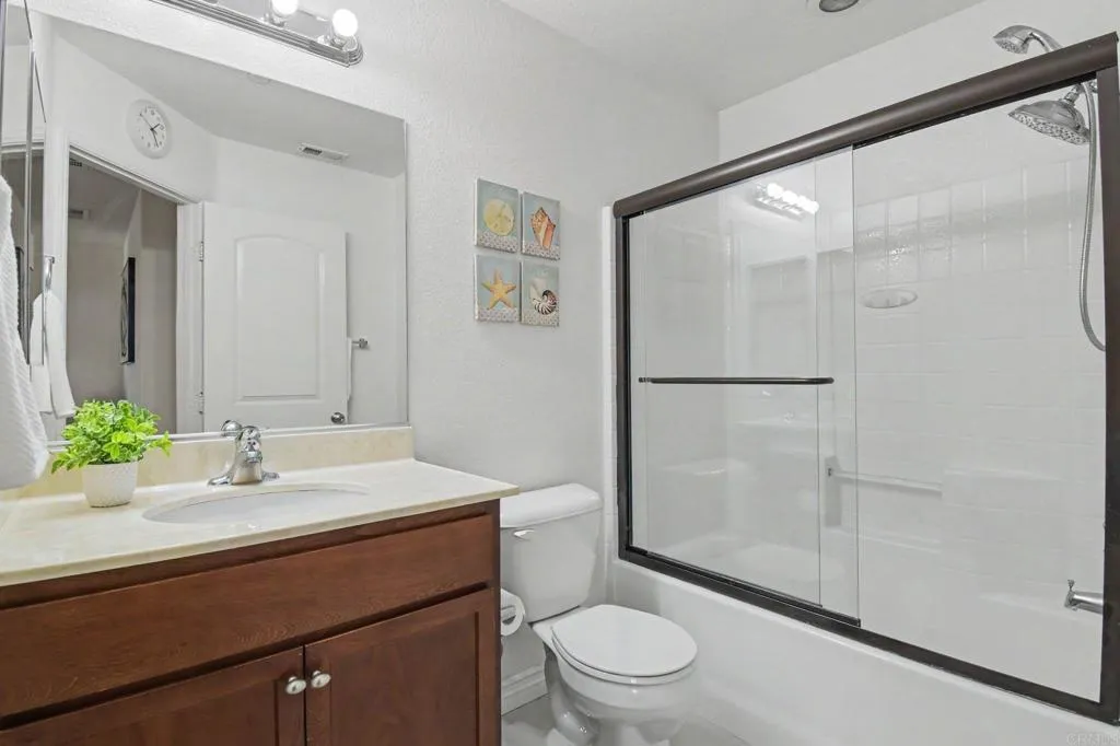 Photo #32: PTP2605914 Listing: Photo #32