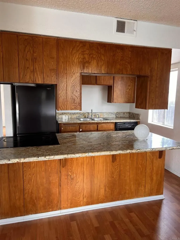 https://cdn.realtyfeed.com/cdn/127/306785104/4c2bac1006e32eb38c52985b26801196.webp