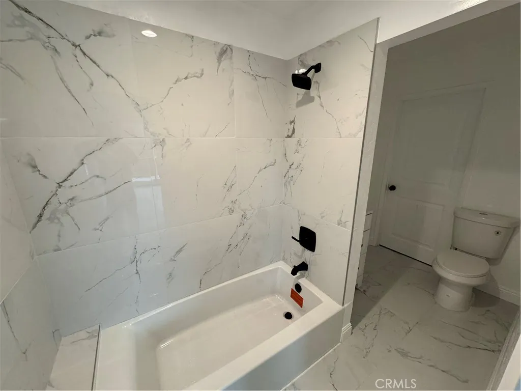 https://cdn.realtyfeed.com/cdn/127/306785111/eaced06de4af0508bac674981d40da46.webp