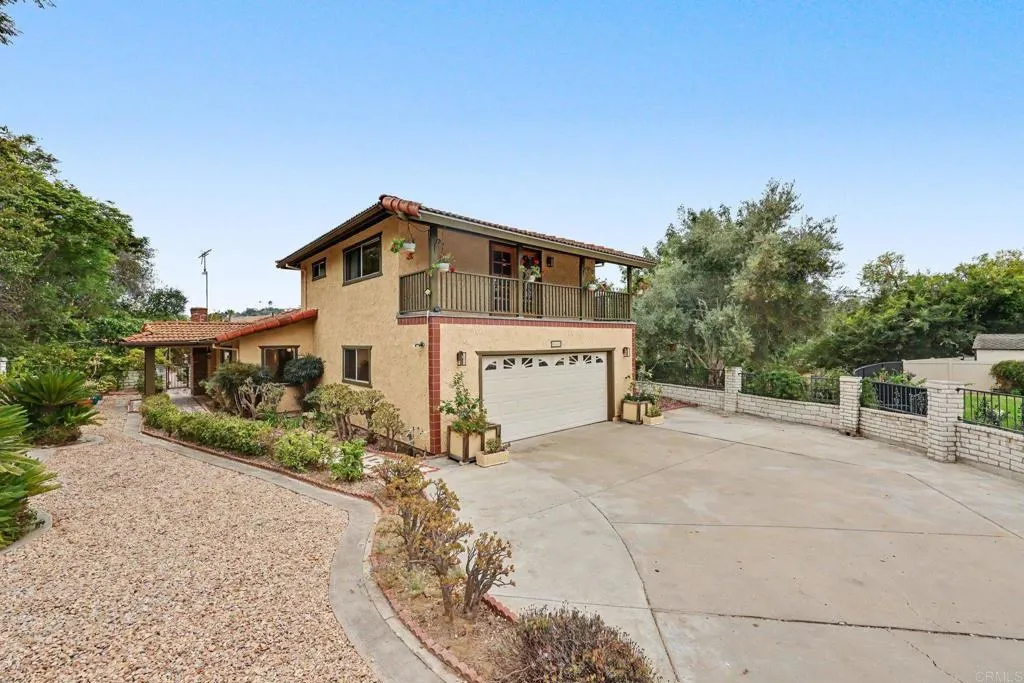 983 El Pajodo Place, Vista, CA 92084 - Main photo, Vista, CA