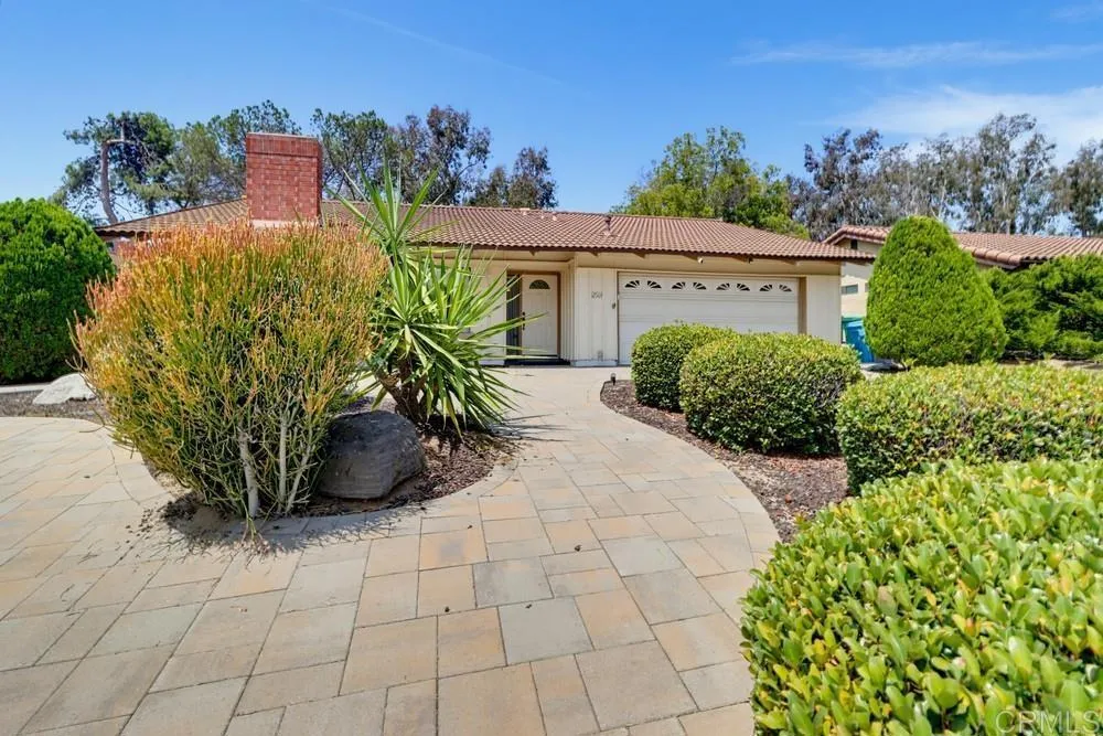 12564 Camino Emparrado, San Diego, CA 92128 - Photo 3 of 42, San Diego, CA
