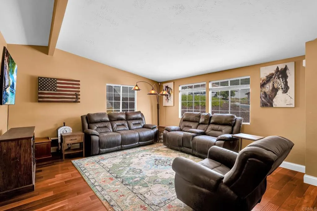 https://cdn.realtyfeed.com/cdn/127/306785191/a8e7cb3c87b4532e572a41fb688514fc.webp