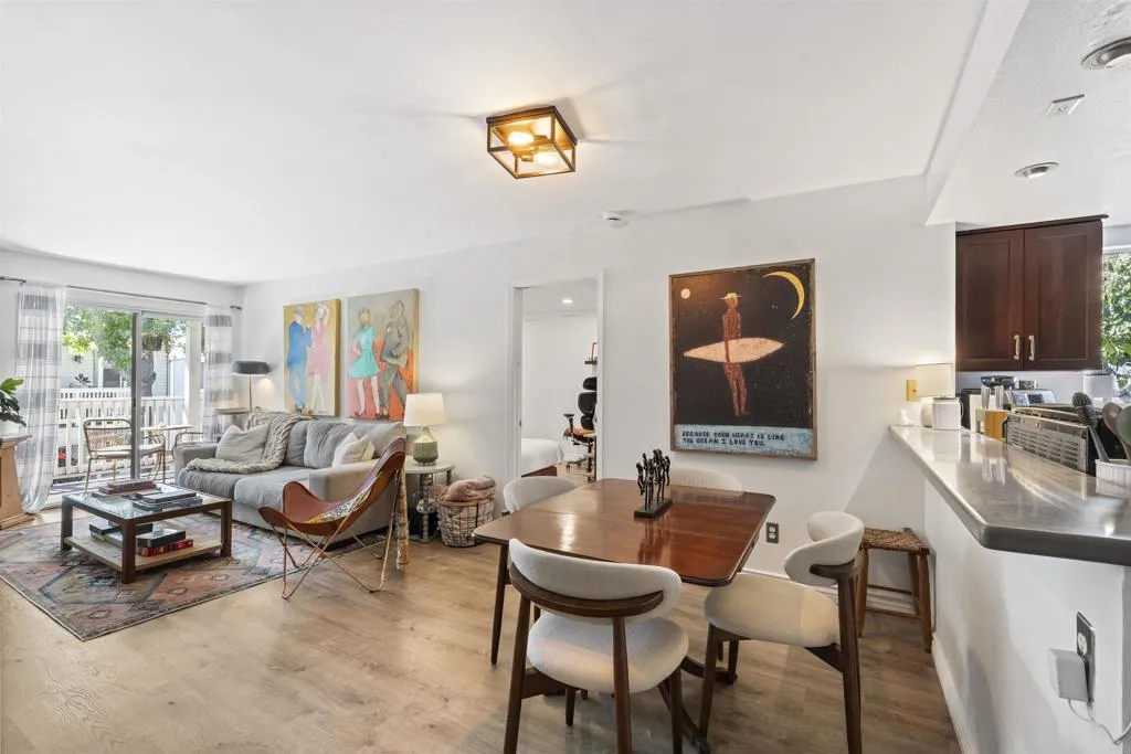 https://cdn.realtyfeed.com/cdn/127/306785192/6ddcd69acaa77813775e21c638f913fb.webp
