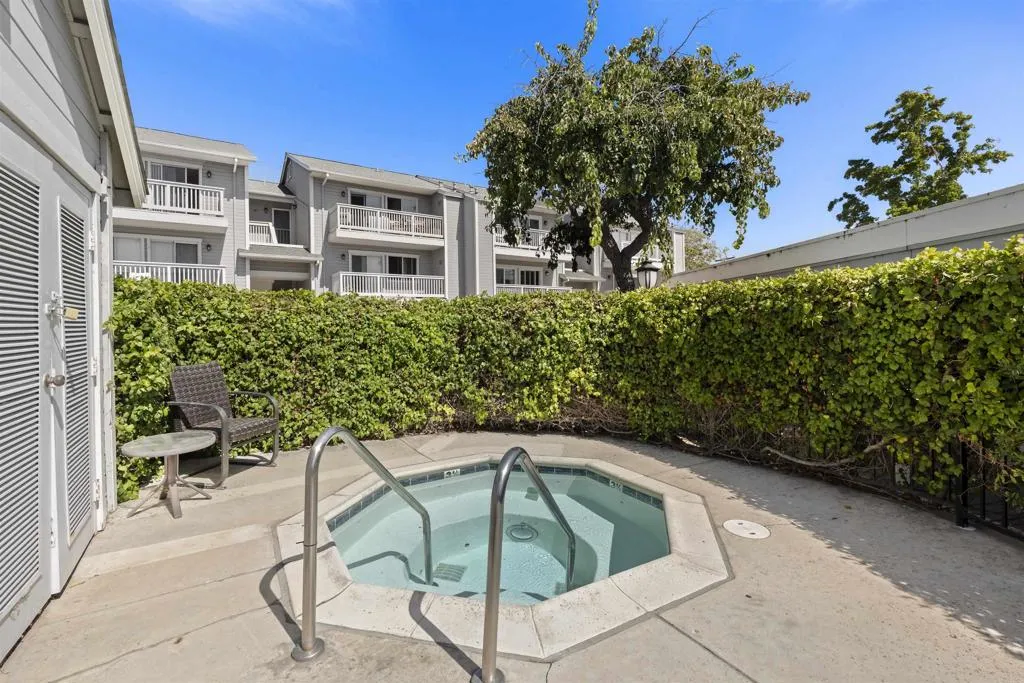 https://cdn.realtyfeed.com/cdn/127/306785192/f344c9d040b78fd494c1fd393e11df3e.webp