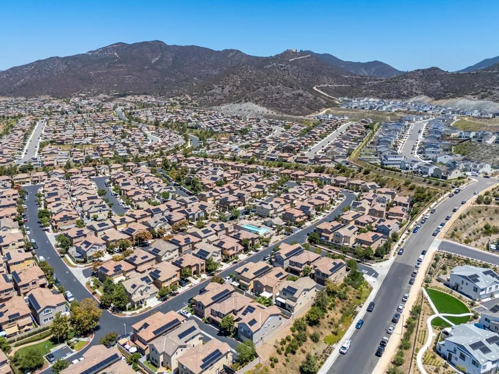 https://cdn.realtyfeed.com/cdn/127/306785198/2694bd2761ff28af457c40833aa03178.webp