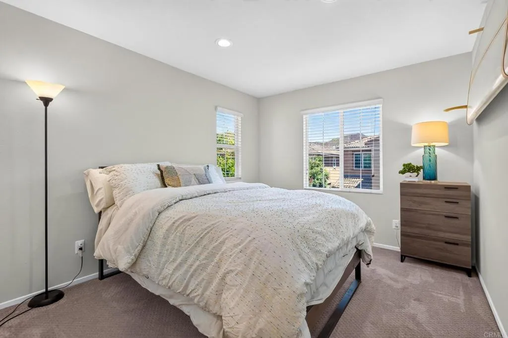 https://cdn.realtyfeed.com/cdn/127/306785198/5dad1340470d4f115e92966d69db149c.webp