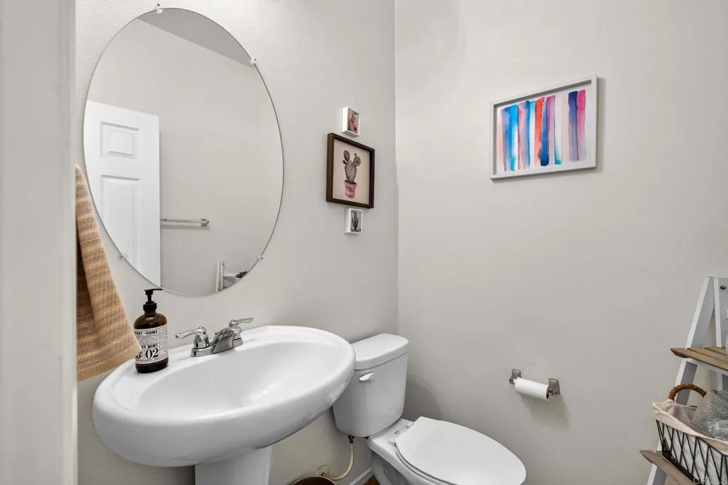 https://cdn.realtyfeed.com/cdn/127/306785198/7f3b9513b42d18158a7dca3be1815d73.webp