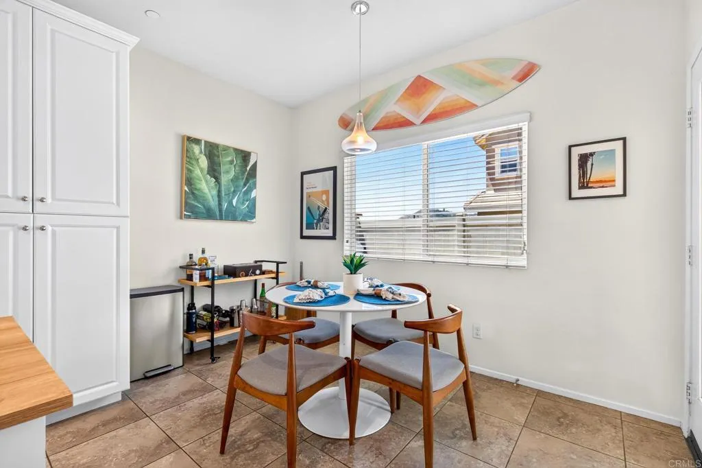 https://cdn.realtyfeed.com/cdn/127/306785198/94f0bf19d2b08aad02854634514169c8.webp