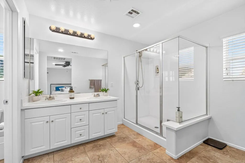 https://cdn.realtyfeed.com/cdn/127/306785198/a24a4b77b335c2f78422646bb2cfc9cb.webp