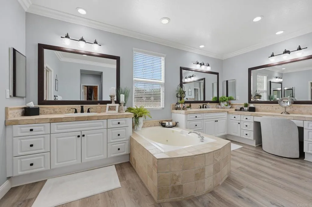 https://cdn.realtyfeed.com/cdn/127/306785200/93a7a3bb1eb26c2f5d427b3080c4a53e.webp