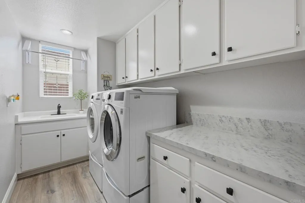 https://cdn.realtyfeed.com/cdn/127/306785200/f9fa754f4510eb5367469ab53c57b65d.webp