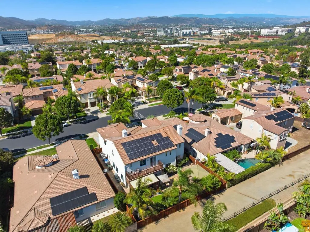 https://cdn.realtyfeed.com/cdn/127/306785200/fe973e43c2131448f973628a5671e7b6.webp