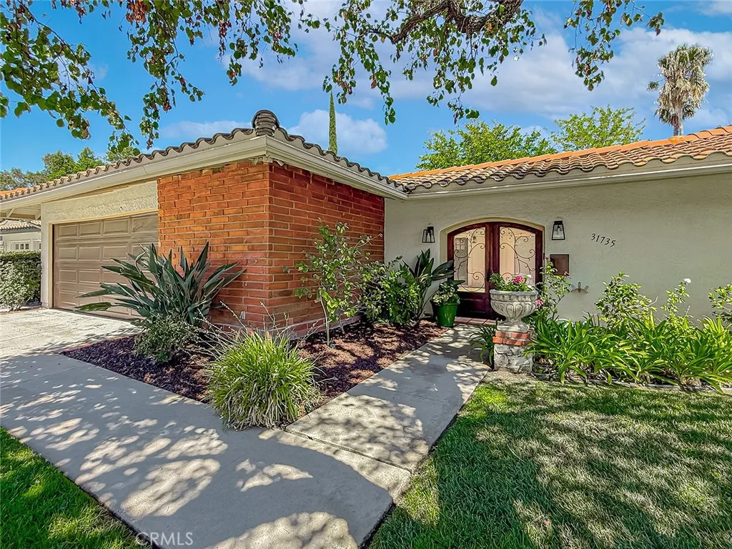 Westlake Village, CA 91361