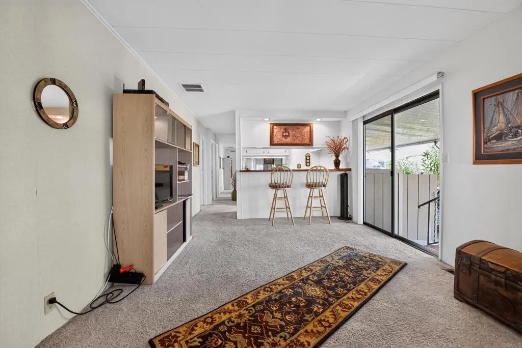https://cdn.realtyfeed.com/cdn/127/306785227/ba968d0312aa7a858d294b45cf056a35.webp