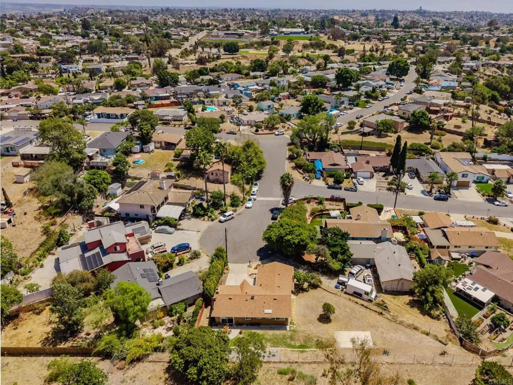 https://cdn.realtyfeed.com/cdn/127/306785241/466af1250df57a6ae79647931c75ec64.webp