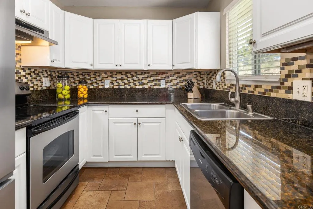 https://cdn.realtyfeed.com/cdn/127/306785241/bb836efa15dbd9cd40e3e7dd066403fc.webp