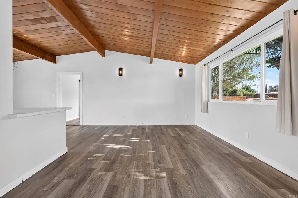 https://cdn.realtyfeed.com/cdn/127/306785243/01a9d19a0f7abd88535ddf8fff6b9f20.webp