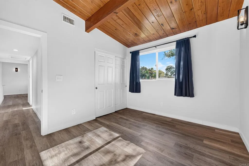 https://cdn.realtyfeed.com/cdn/127/306785243/1c41a1318214c5537bf489b4b1d01460.webp