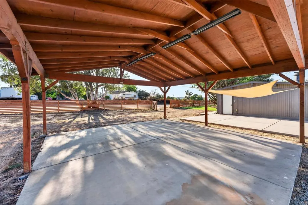 https://cdn.realtyfeed.com/cdn/127/306785243/3d4fe4bdc2a380190253d62edbaa30e0.webp