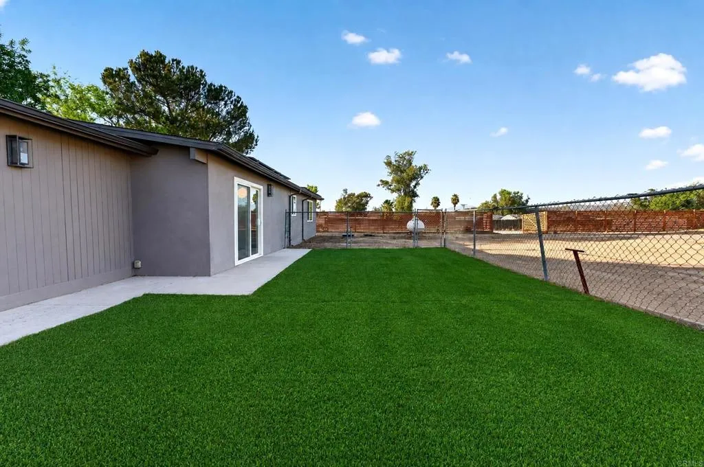 https://cdn.realtyfeed.com/cdn/127/306785243/523014a2f1b124251b26e521ef9815ce.webp