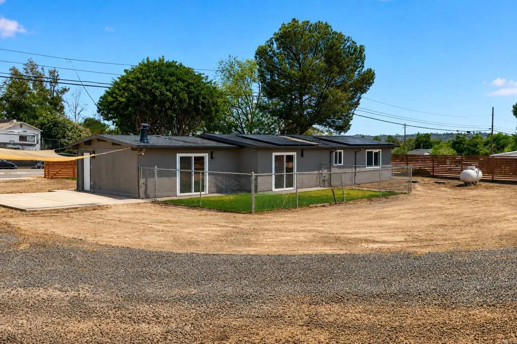 https://cdn.realtyfeed.com/cdn/127/306785243/86f87c7a3311f98d415a8f24a6aae99b.webp