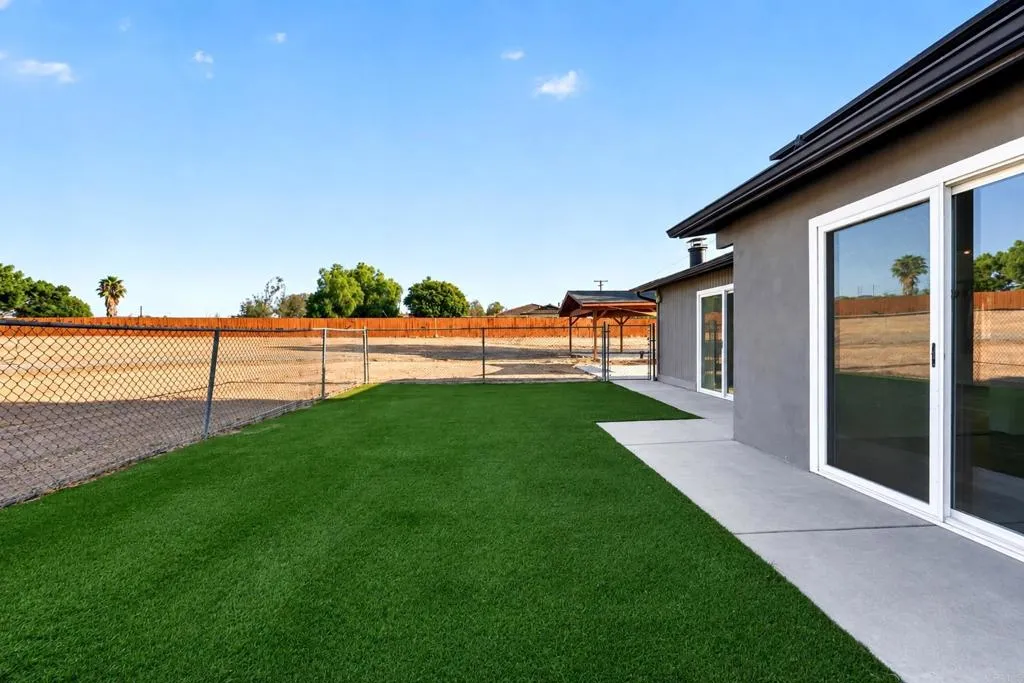 https://cdn.realtyfeed.com/cdn/127/306785243/bf3d677ca8087d8224f5ee5fd6eacb46.webp
