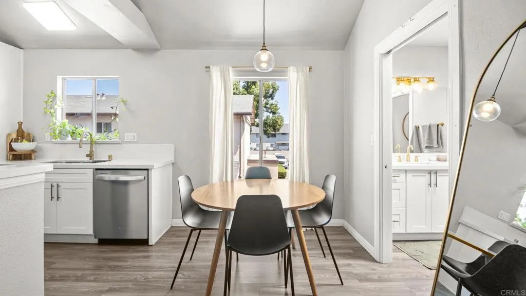 https://cdn.realtyfeed.com/cdn/127/306785247/168e05880faaeaf710aad8fbe0745cce.webp