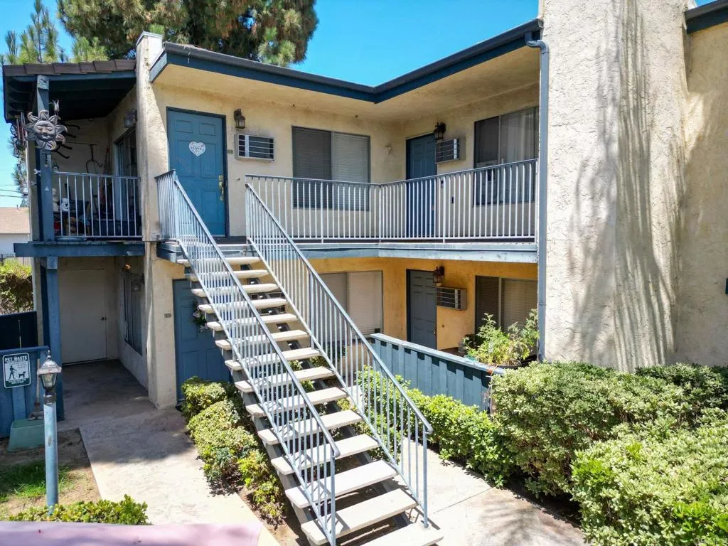 https://cdn.realtyfeed.com/cdn/127/306785247/4ecf51fe73ff620ffa3f3b6ad413d420.webp