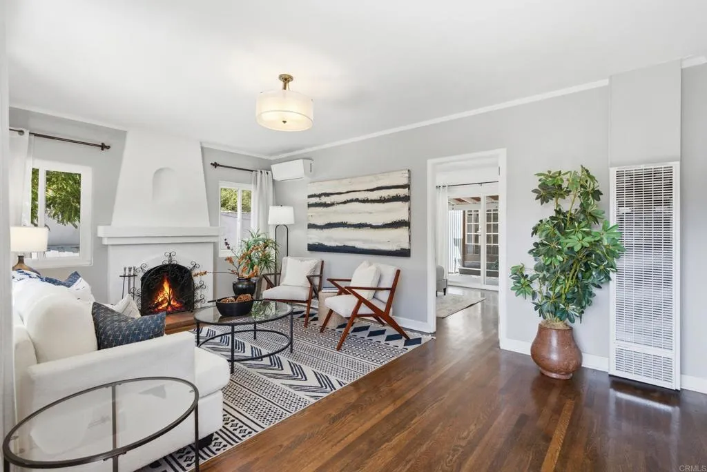 https://cdn.realtyfeed.com/cdn/127/306785264/4ad776373cacc5bca7e1d1835575111d.webp