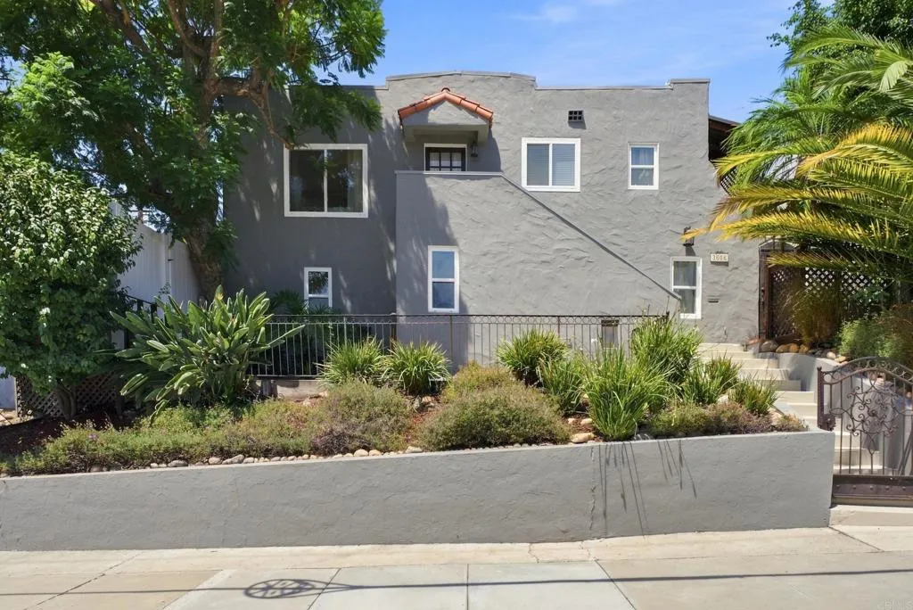 https://cdn.realtyfeed.com/cdn/127/306785264/a107e52ad5bcf5178e012e47edf1b2c7.webp