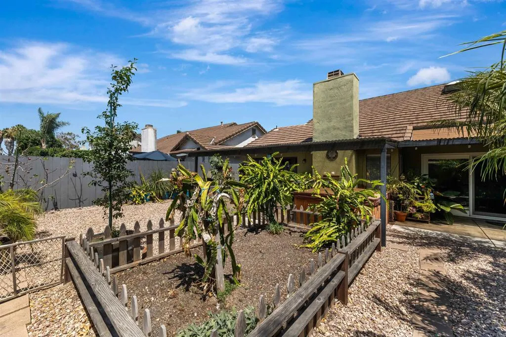 https://cdn.realtyfeed.com/cdn/127/306785272/61c611ee754a6df276f14e9981f90880.webp