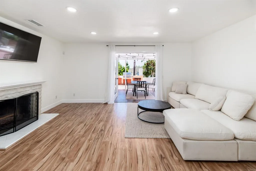 https://cdn.realtyfeed.com/cdn/127/306785274/2a7b227f2f870112fd8da2e6ce57fb25.webp
