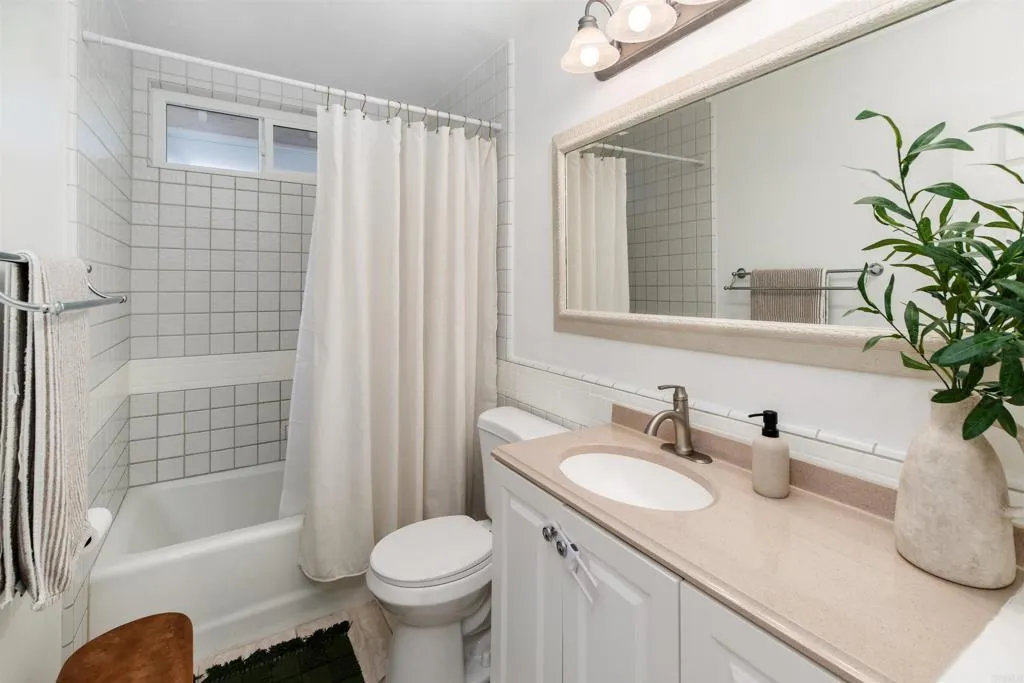 https://cdn.realtyfeed.com/cdn/127/306785274/80d4ea1a89937a0e784937f3fd94d7a9.webp