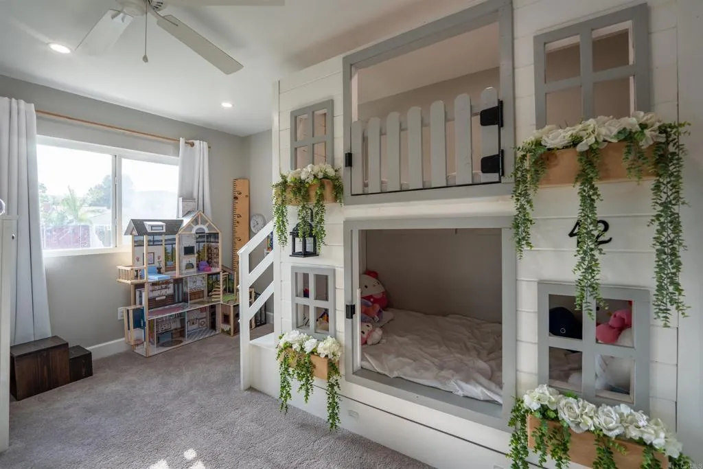 https://cdn.realtyfeed.com/cdn/127/306785302/20d557c01e22891a80fb0480ad4ababe.webp