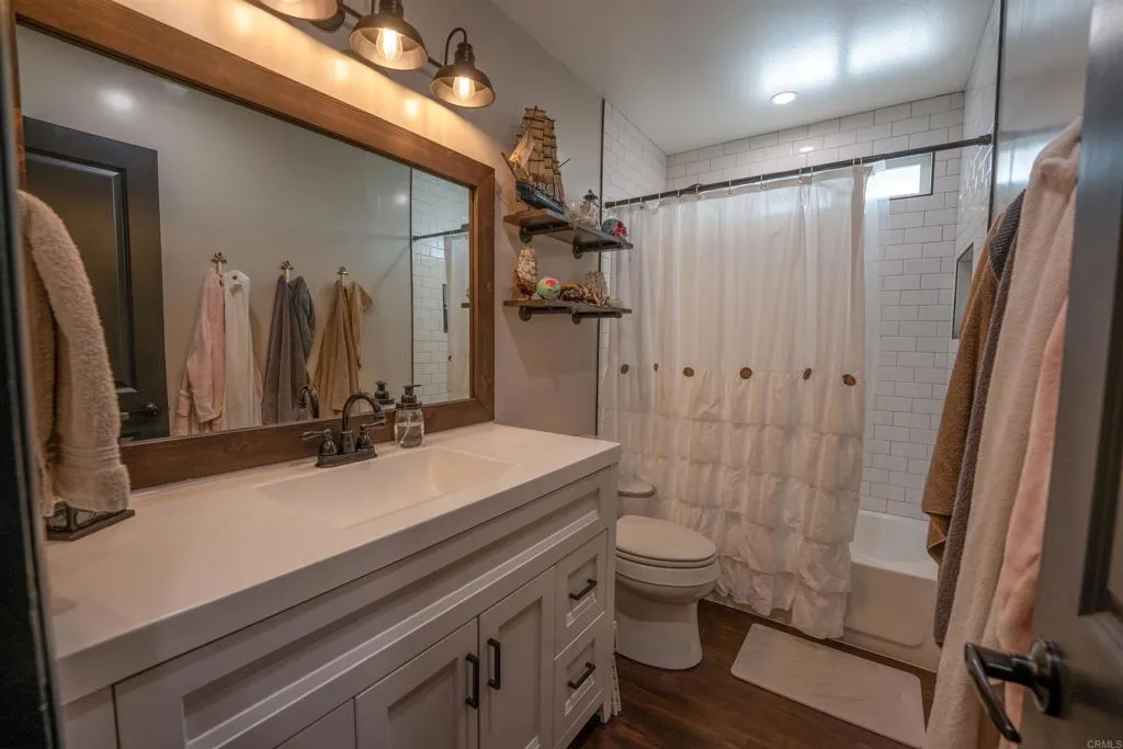 https://cdn.realtyfeed.com/cdn/127/306785302/db376990c1306e4bb6ce2aca1898e17d.webp