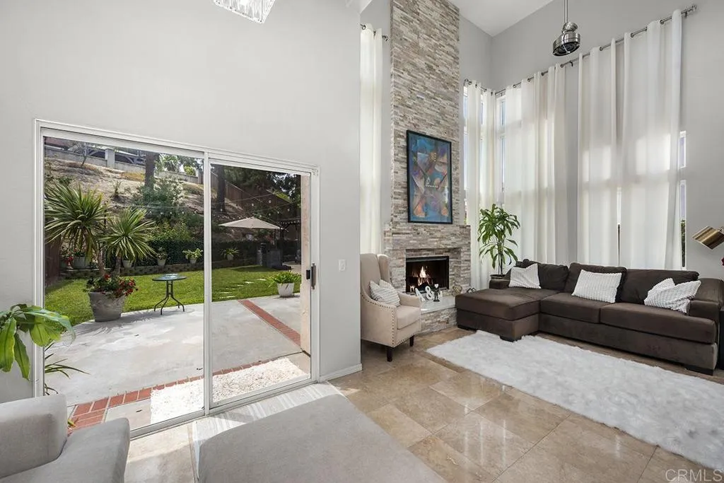 https://cdn.realtyfeed.com/cdn/127/306785333/8e1cfdf65e163feeb97cb704fd211799.webp