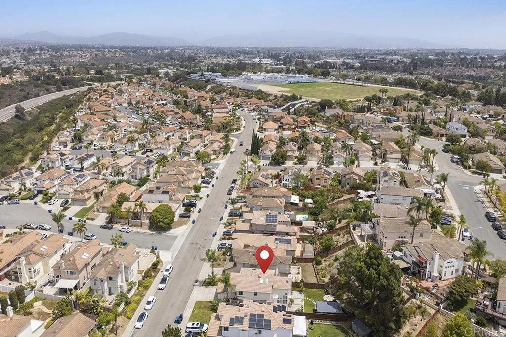 https://cdn.realtyfeed.com/cdn/127/306785333/95cf7b882266a4873693bfb08e22f946.webp