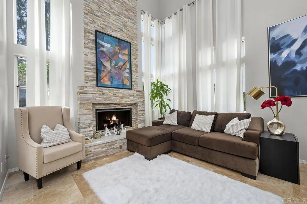 https://cdn.realtyfeed.com/cdn/127/306785333/b80ec3b41ce30c1f5cbe019624f434f3.webp