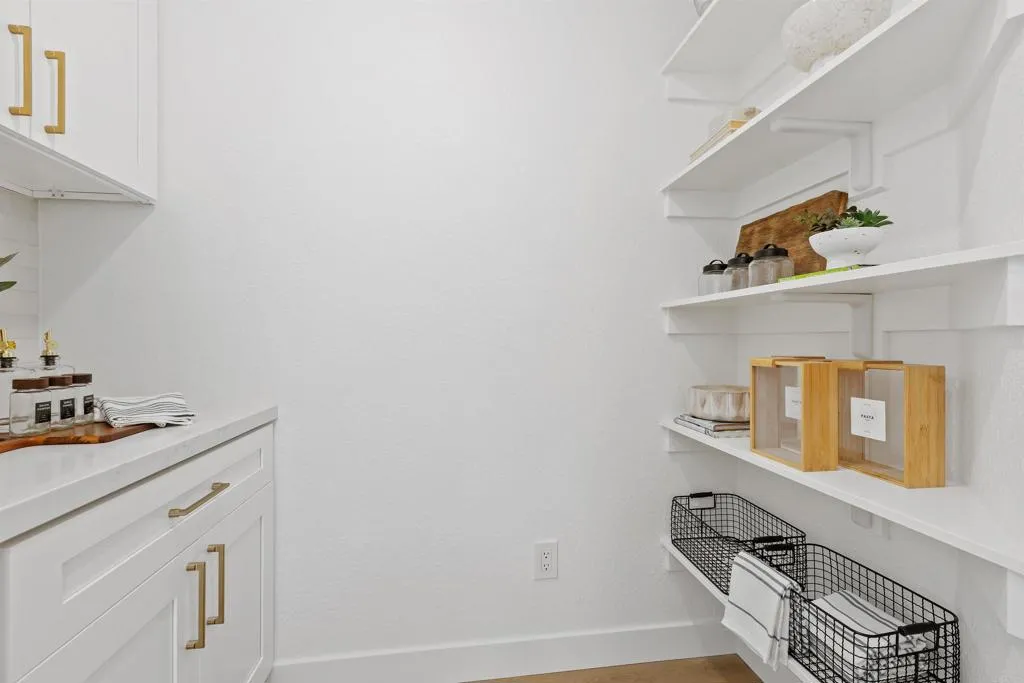 https://cdn.realtyfeed.com/cdn/127/306785335/28483b2ee8eeec134da511121df78c51.webp
